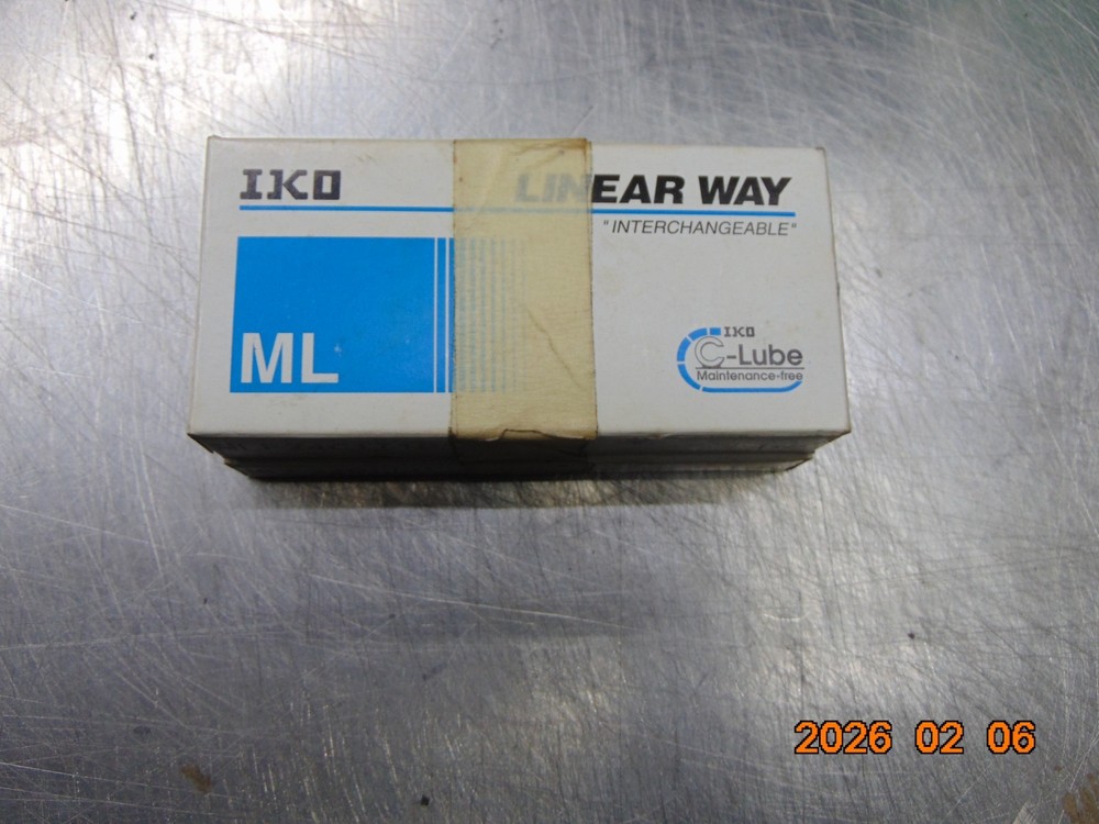 (1) IKO NIPPON THOMPSON MLF24C1T1PS2 LINEAR GUIDE UNIT