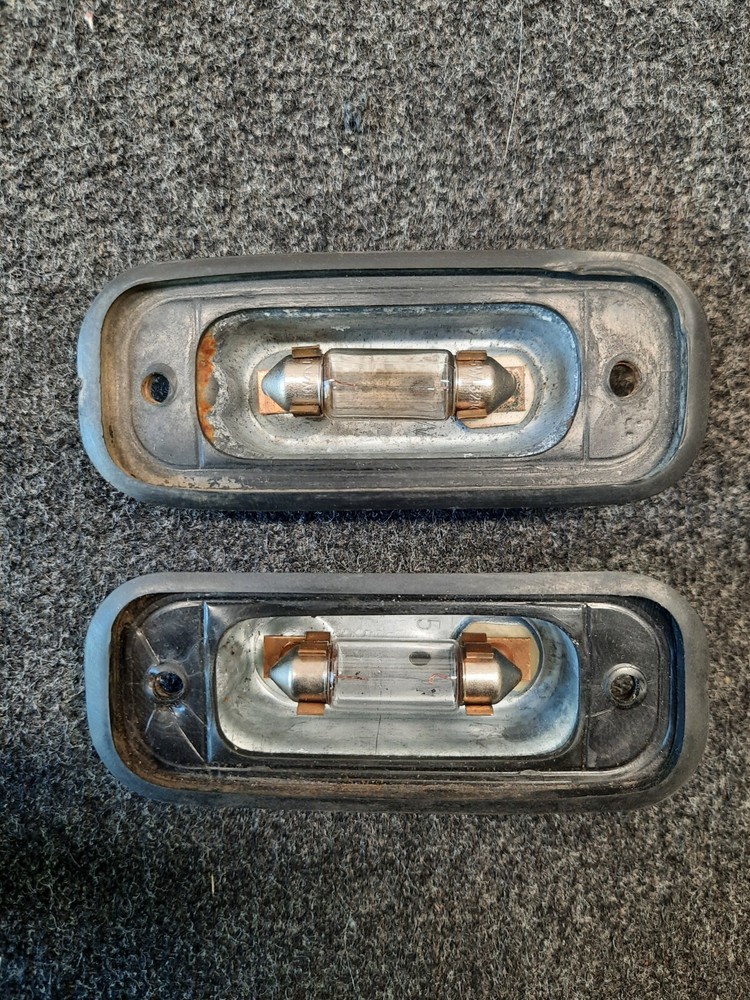BmW E3 Rear Number Plate Light