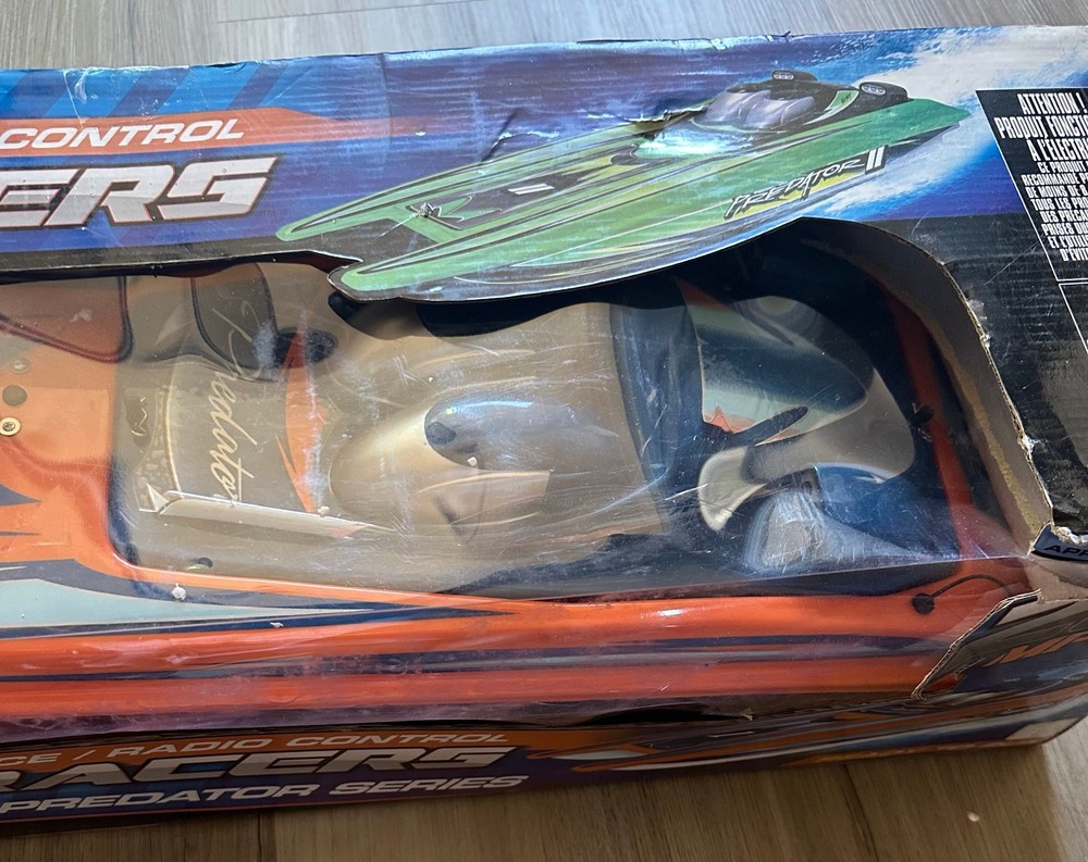 NKOK Hydroracers Predator 1 Series 32" High Performance RC Speed Boat