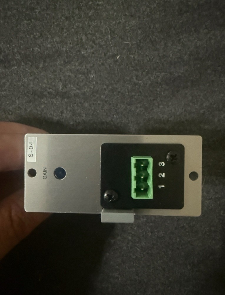 TOA S-04S Switch Selectable Tone Generator