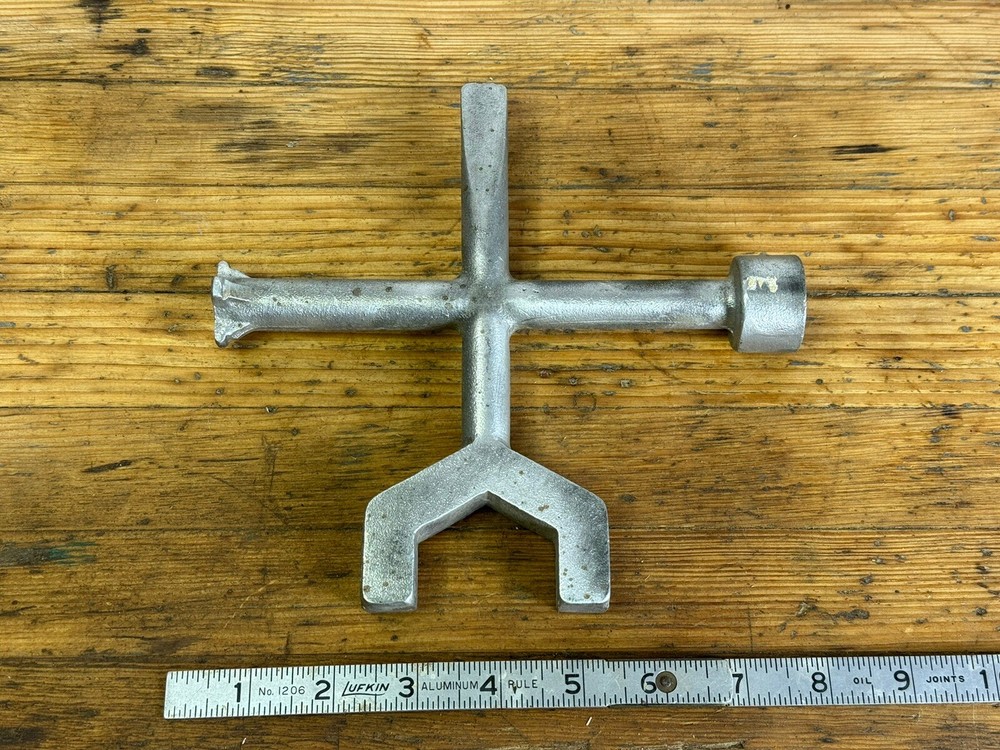 Vintage 4 Way Plumbing Plug Tool Wrench