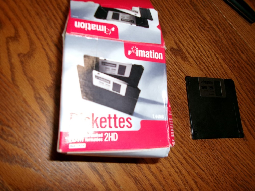 Imation Neon Diskettes 17 pack 2HD 1.44MB IBM Formatted - Never used