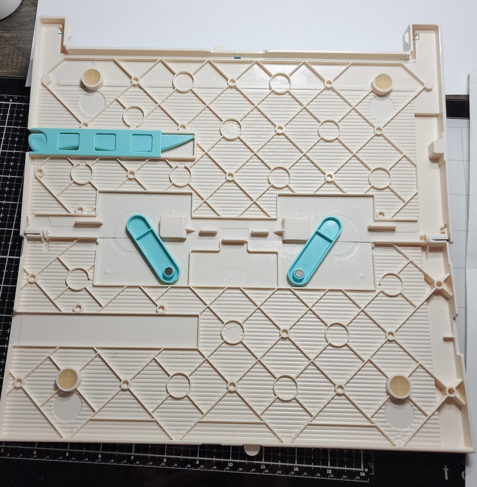 We R Memory Keepers Trim and Score Board -