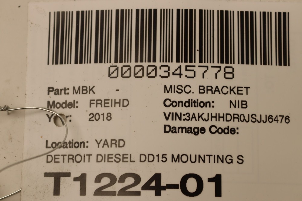 2018-23 FREIGHTLINER CASCADIA DETROIT DD15 ENGINE MOUNT SUPPORT BRACKET OEM