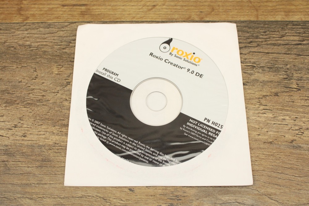 New Roxio Creator 9.0 DE CD / DVD / CDR Burning Recording Software Program Disk