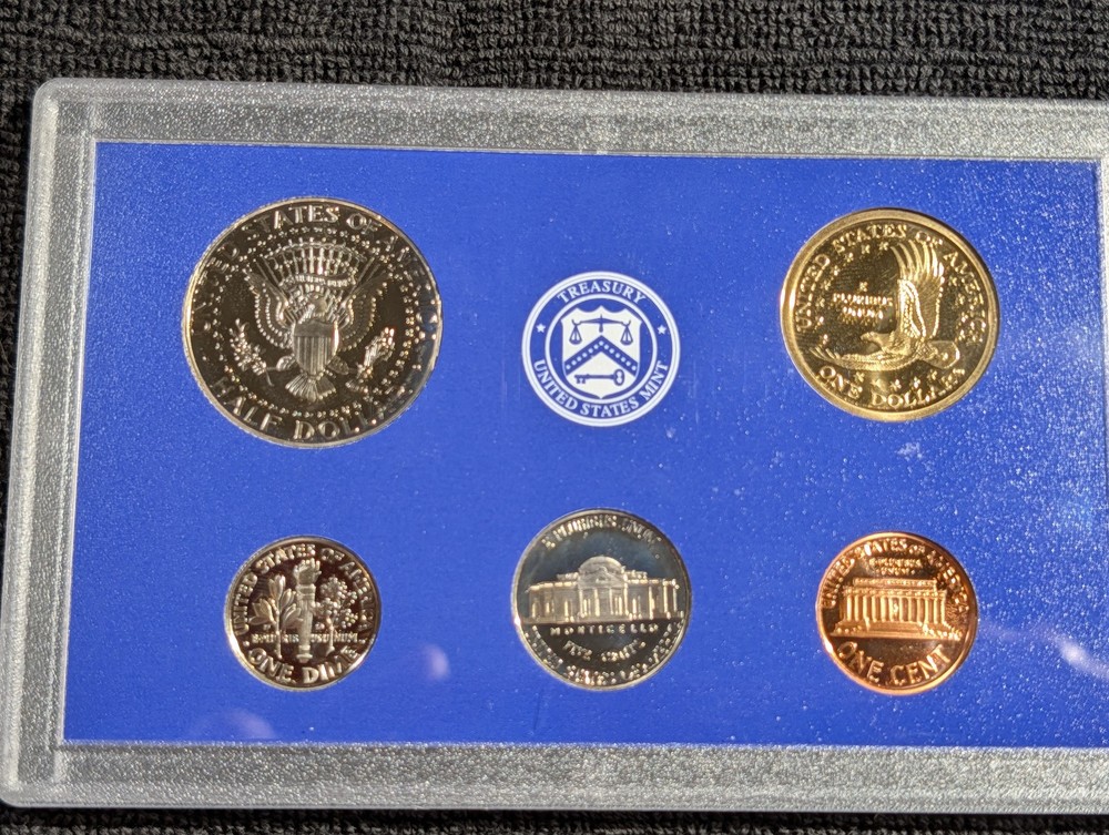 2001 US Proof set OGP COA