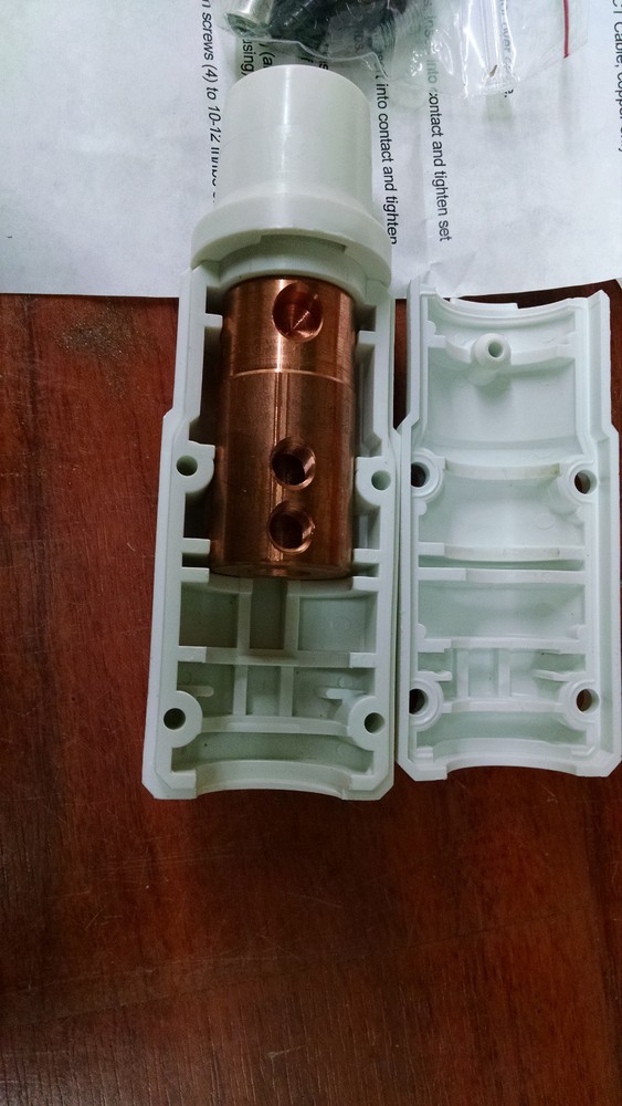 Advanced Devices CL Series CL2F Inline female locking plug connector white