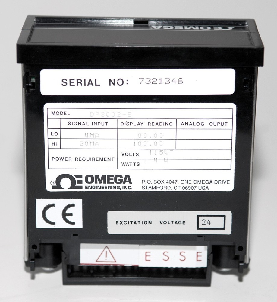 NOS OMEGA DP3002-E Digital 4.5 Digit Process & Strain Gage Panel Meter w/ Manual