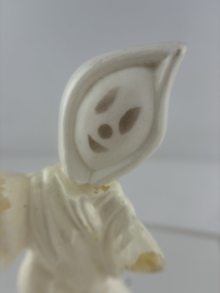 Vintage Plastic GHOST HALLOWEEN CANDY Container Blow Mold