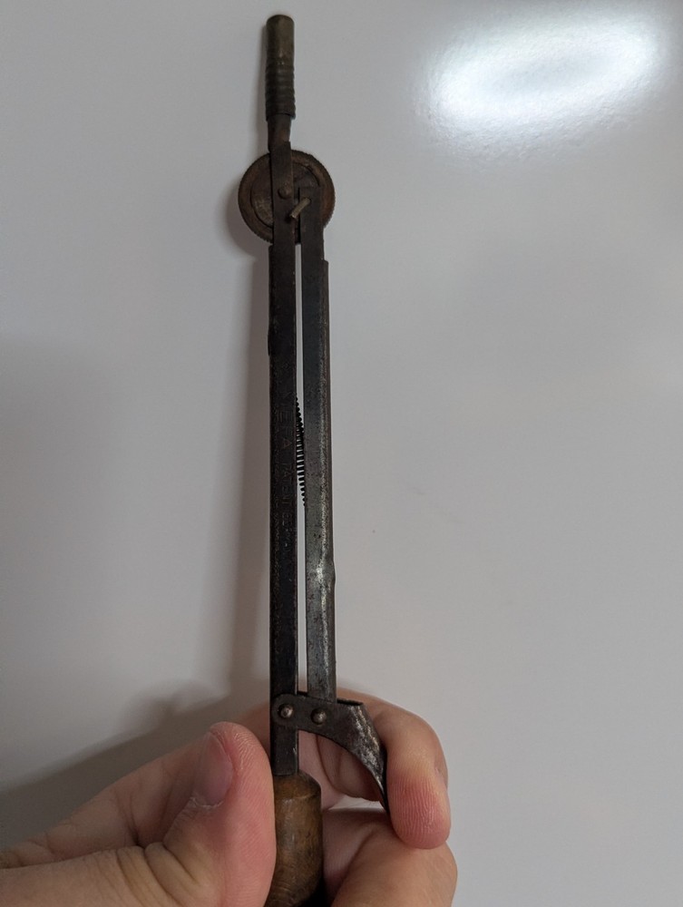 Vintage Mefa Spring Action Flint Sparker - Made in Germany