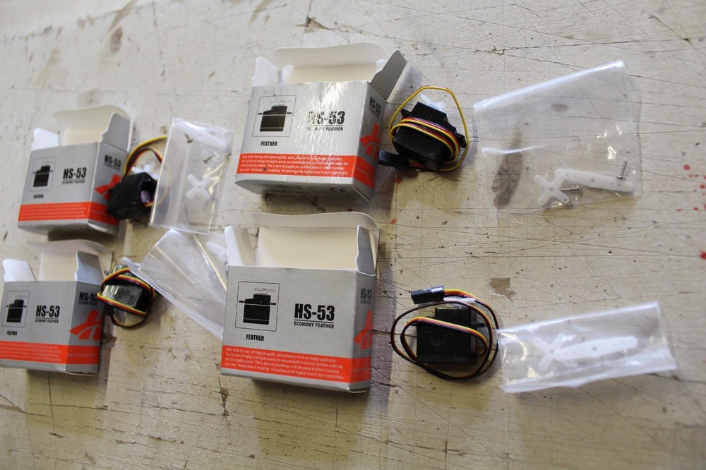 Hitec, HS-53 Feather Servos X4, New
