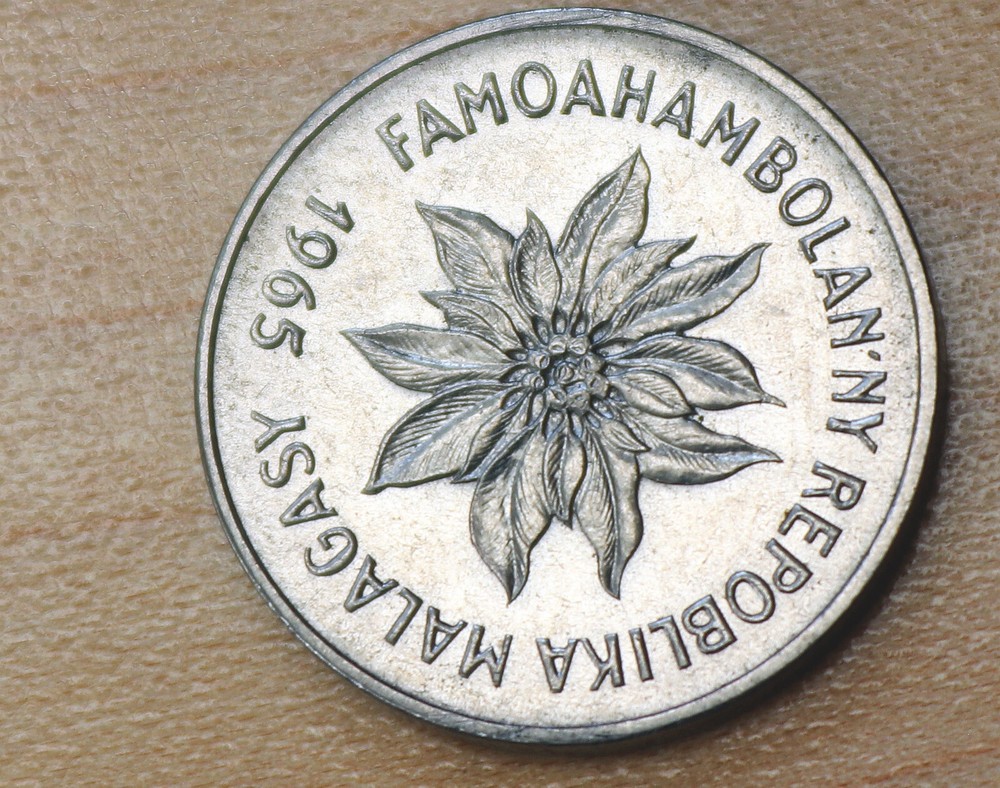 1965 Madagascar 2 Francs
