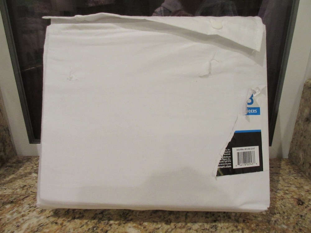 MAINSTAYS 250 THREAD COUNT TWIN SIZE SHEET SET- Arctic White