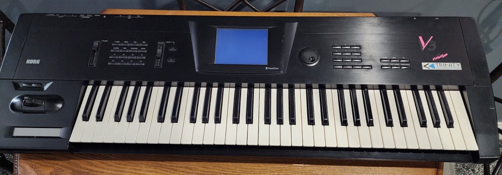 Korg Trinity V3 with MOSS black