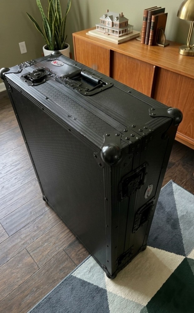 Denon DJ PRIME4+ With PROX case