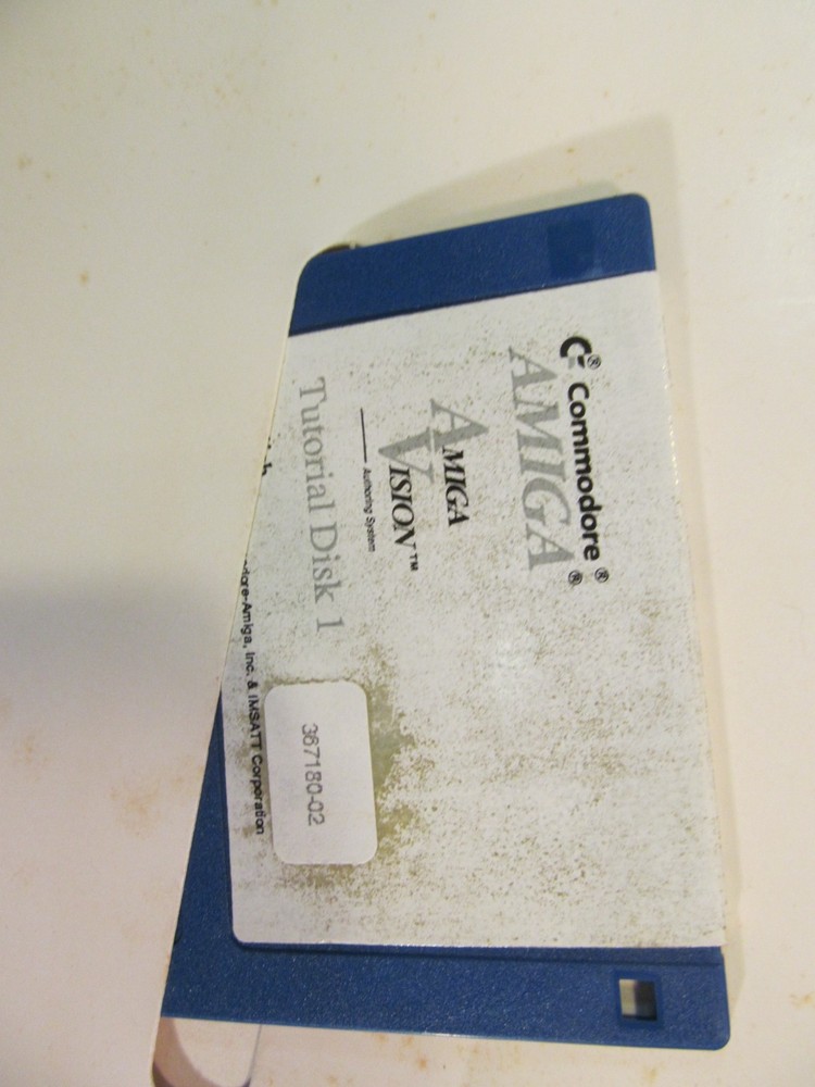 COMMODORE AMIGA AMIGA VISION PROGRAM DISKS
