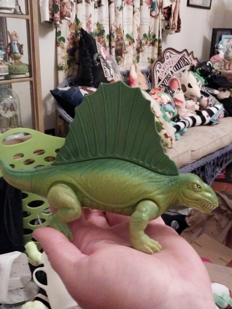 Playskool DEFINITELY DINOSAURS Green Dimetrodon Sailback 1987