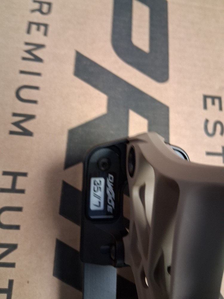 Prime Divide 35/7 Compound Bow Right Hand