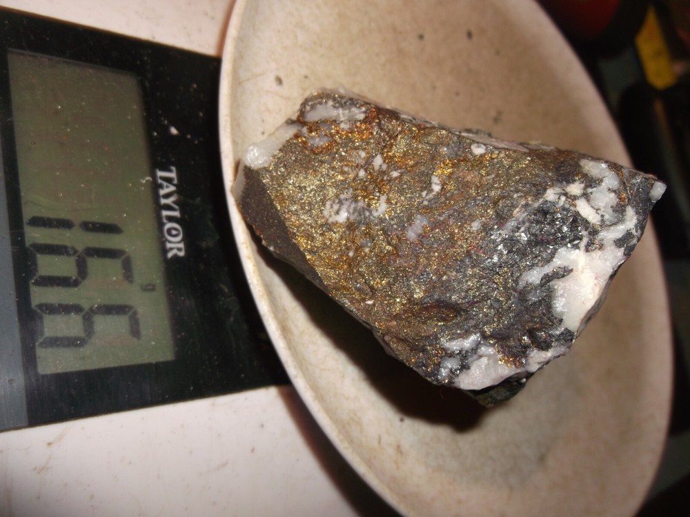 Gold, silver, copper, 166 grams samples ,ore high grade .