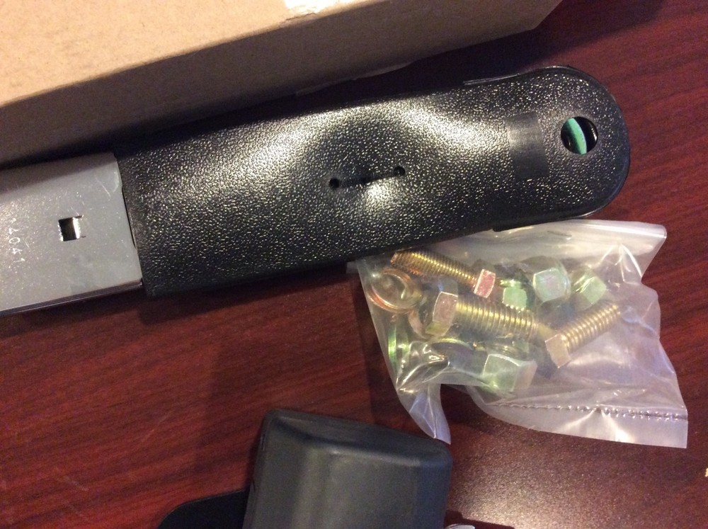 Total Source SY1841 RETRACTABLE forklift seat belt NEW