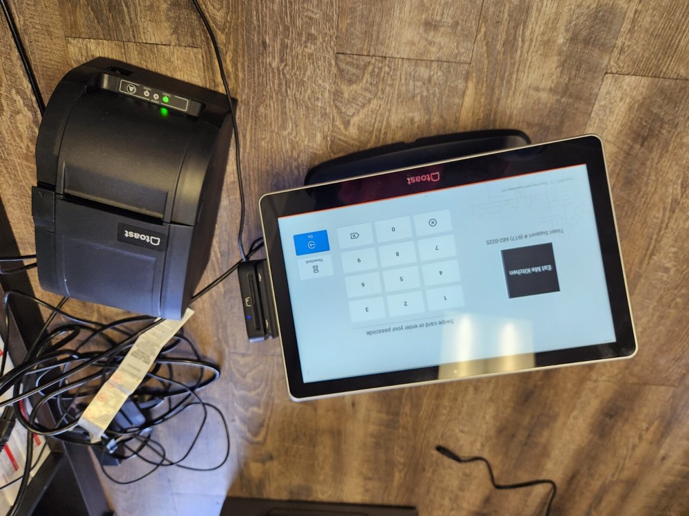 Toast Flex Point Of Sale System With Card Reader