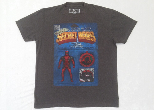 Marvel Comics Deadpool Secret Wars T-Shirt – Size M - Comicon