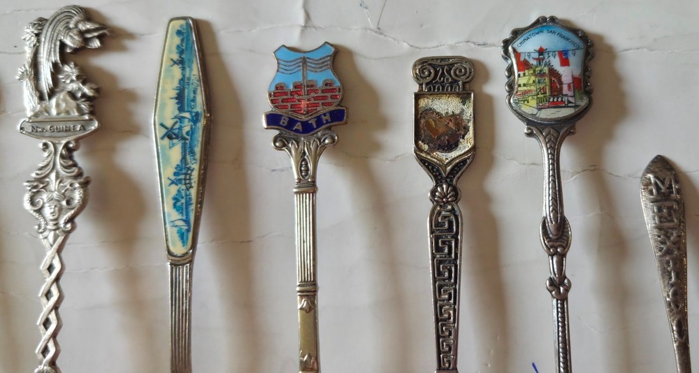 SOUVINER PLATED SILVER SPOONS (( 10 SPOONS )) GROUP B