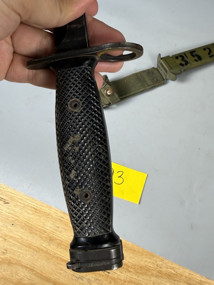 Cold War Era US M7 Knife With Rack Marks 93