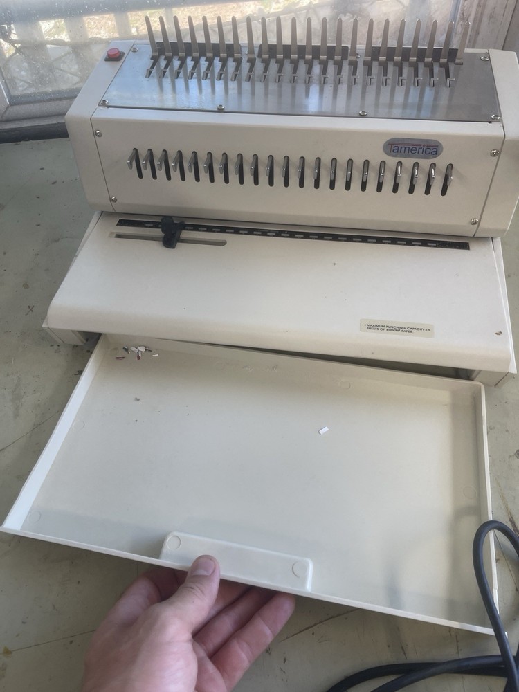 TAHSIN TCC-210EPB Plastic Comb Electric Punch Binding Machine Works Great!