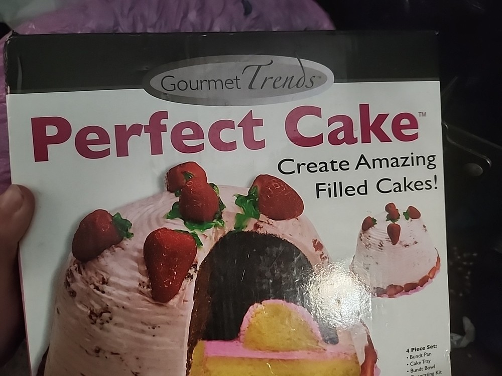 Gourmet Trends Perfect Cake Maker Set