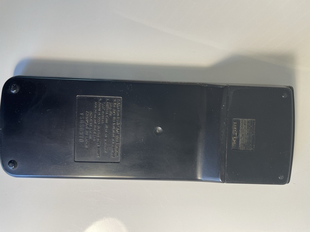 signiture 2000 vhs model 22050 operating manual and controller