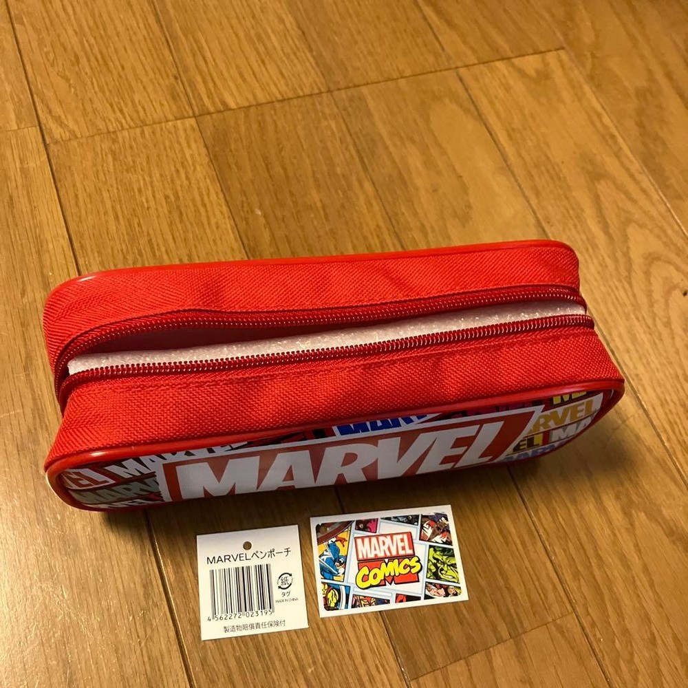 MARVEL logo pouch red