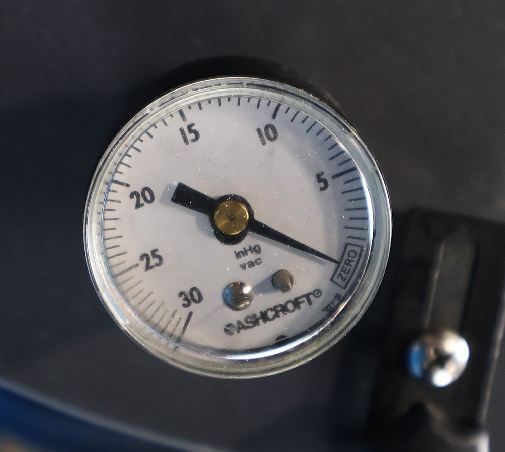 Air Techniques STS-3 Dental Dry Vacuum Pump System