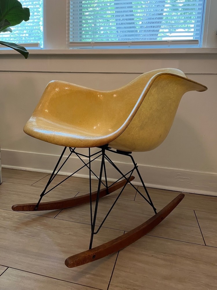 Eames Zenith Fiberglass Rocker Rope Edge