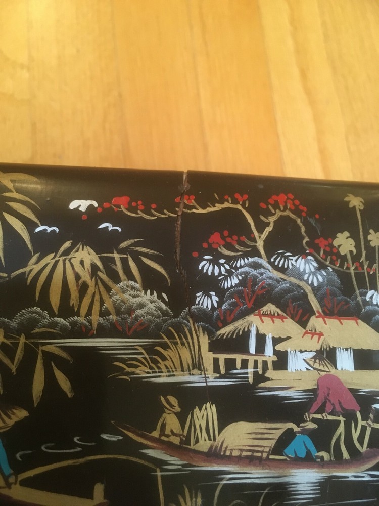 VINTAGE JAPANESE LACQUER CIGARETTE BOX