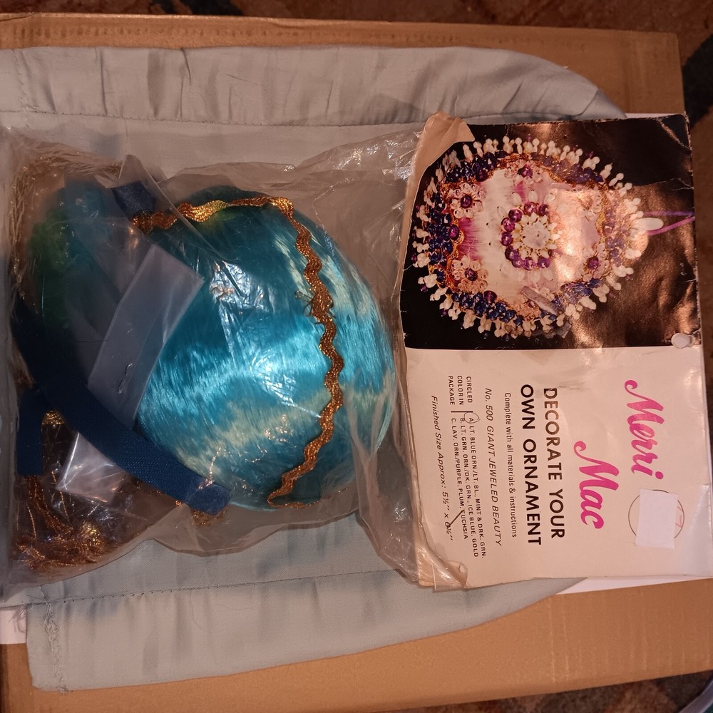 Vintage Merri Mac Ornament Kit  Extra Large