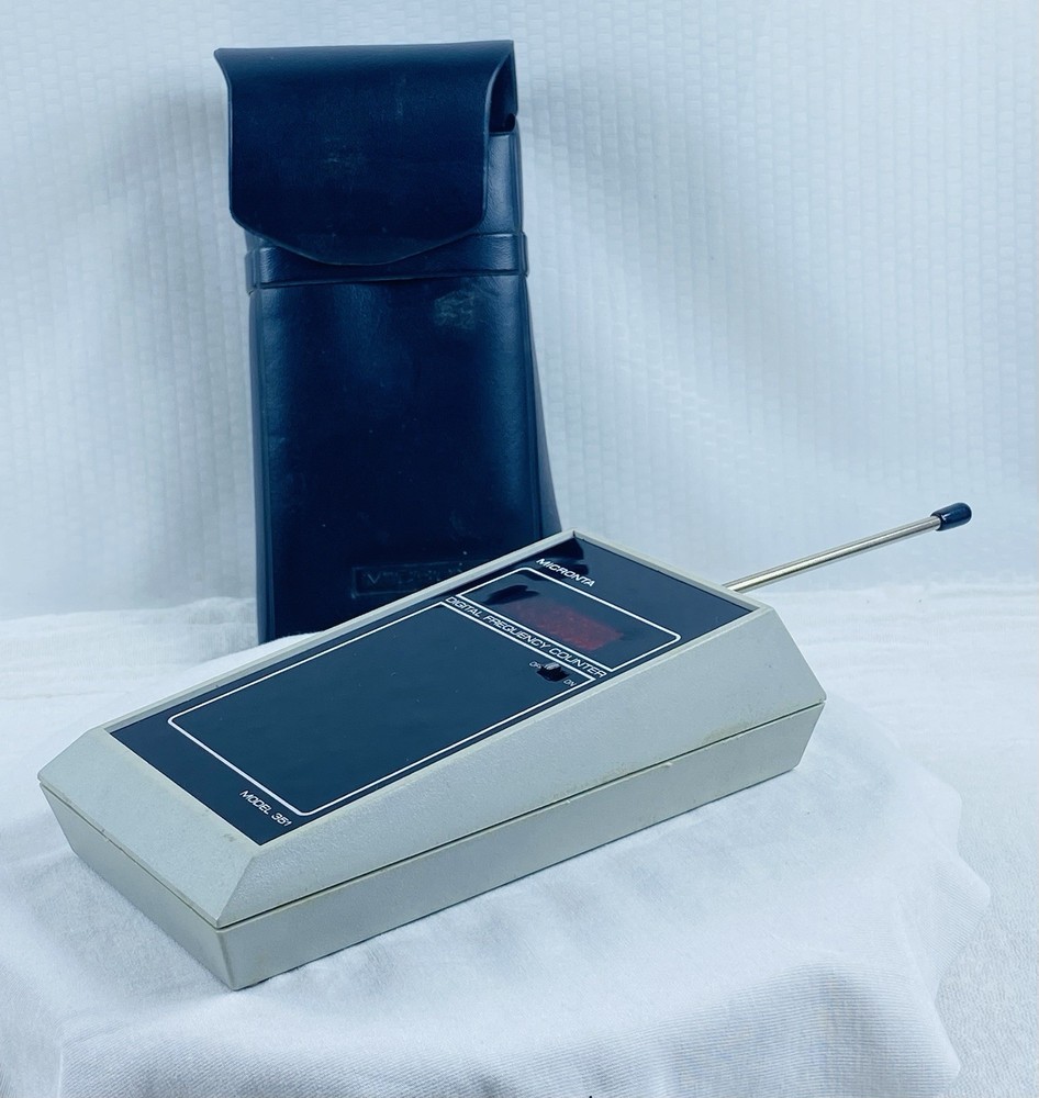 MICRONTA Model 351 Frequency Counter w/Case,Instructions & Antenna - Works!