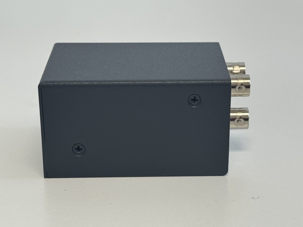 Shelf 36: Lot of 2 Extron YCV 100 Encoder (33-840-10)