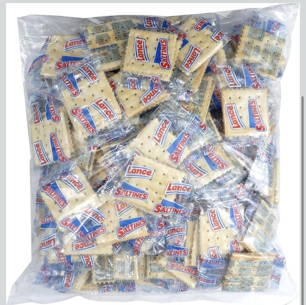Saltine Crackers, 100 Pack Individually Wrapped Cracker, Single Serve, Low...