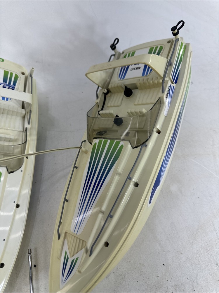 RARE Vintage Nikko Seahawk RC Boat With Controller