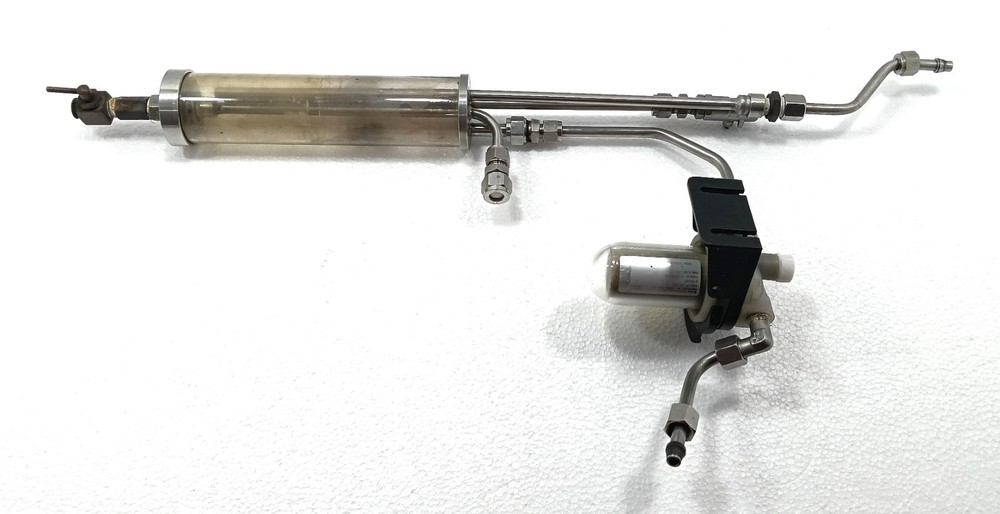 TELEDYNE ANALYTICAL MODEL 3290 PERCENT OXYGEN ANALYZER C64643A WITH SENSOR UNIT