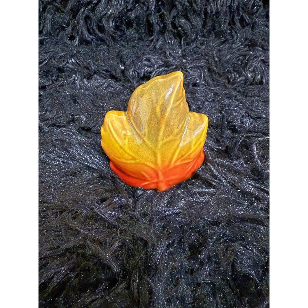 Ceramic Maple Leaf Matching Salt & Pepper Shaker Ceramic Condiment Shaker