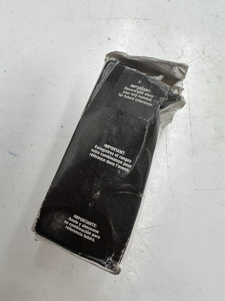 Master Lock Combination Padlock 1525STK, Steel