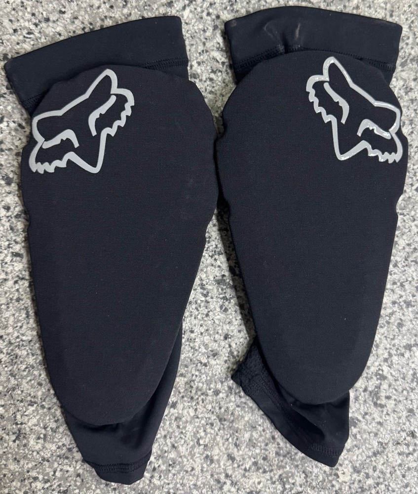 FOX RACING ENDURO MTB ELBOW GUARDS - SIZE SMALL- MX142