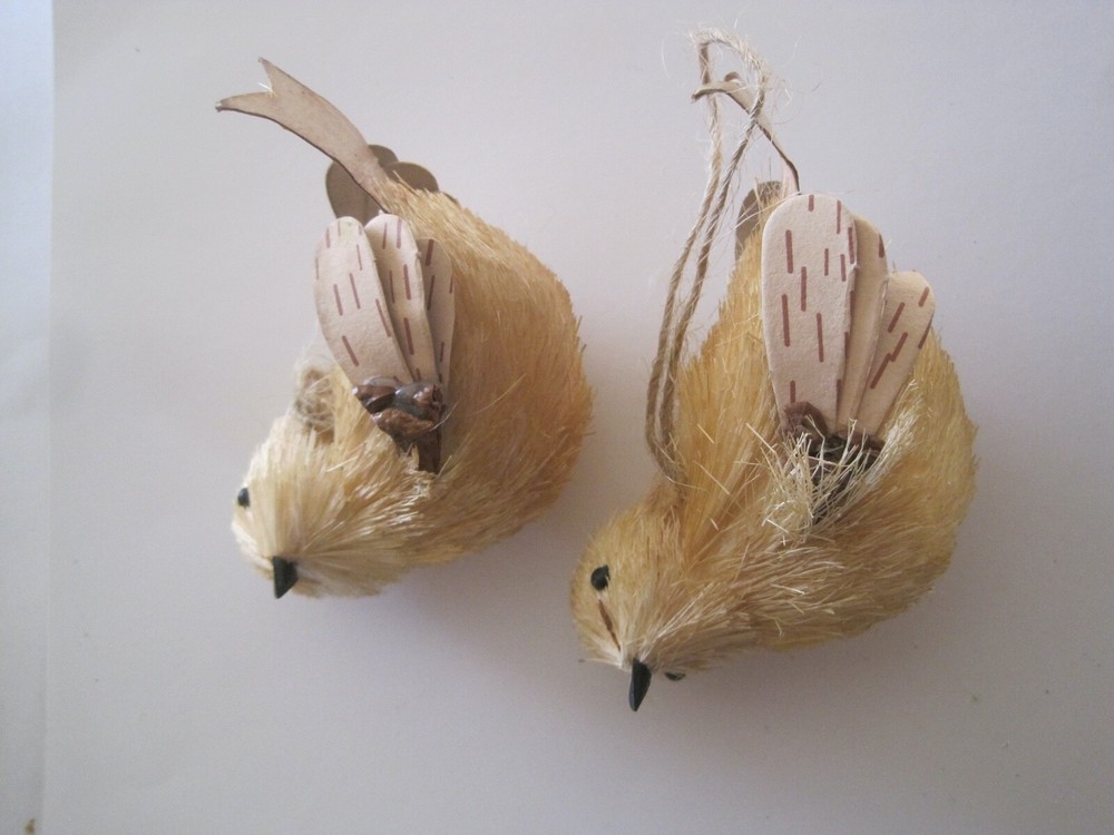 Wood Bristle Chick Ornament Lot 2 EUC
