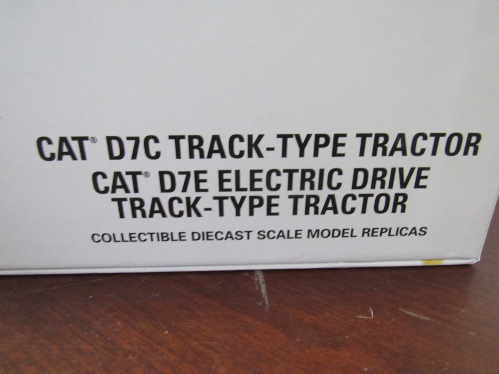 DIECAST MASTERS 1/50 EVOLUTION SERIES CATERPILLAR TRACK TYPE TRACTOR SET - NIB