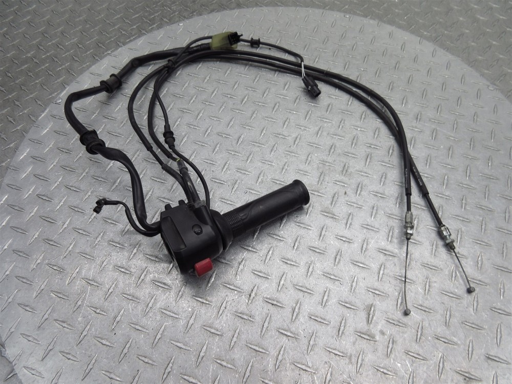 2014 14-15 Honda VFR800 Interceptor Right Switch Throttle Control Cable Grip