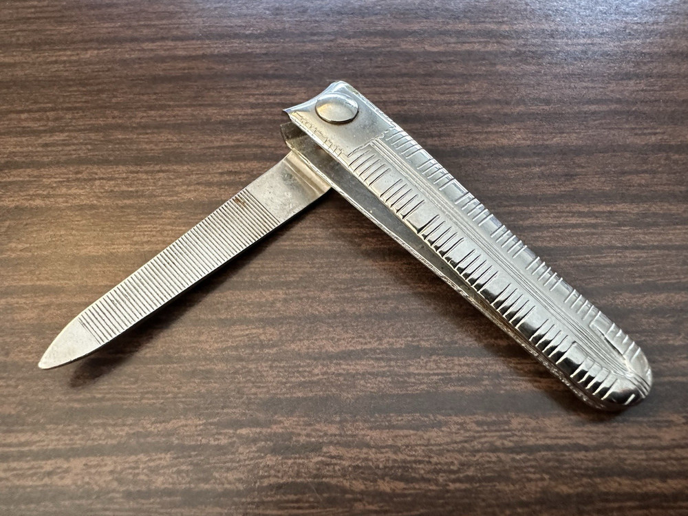 Vintage LA CROSS 10 Nail Clippers