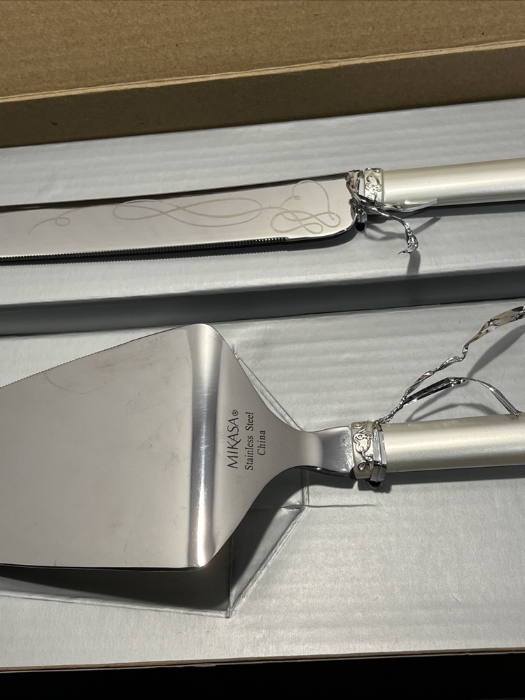Mikasa Silver Plated Wedding Cake Server Set