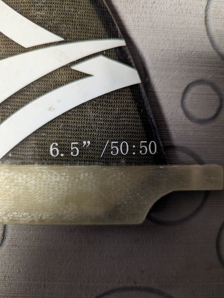 6.5" Naish single fin